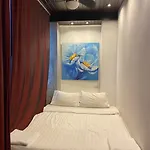 Saladee Gallery Residence